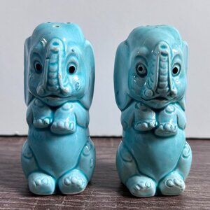 Vintage Japan Porcelain Blue Elephant Salt & Pepper Shakers – A Pair